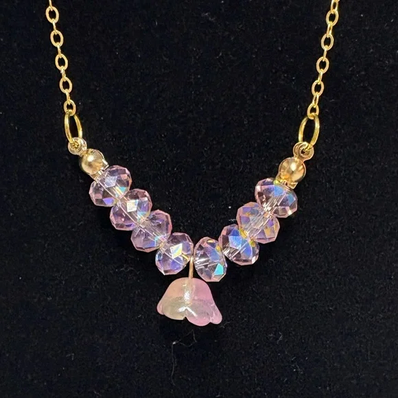 Pink flower necklace and earring set - Picture 5 of 7